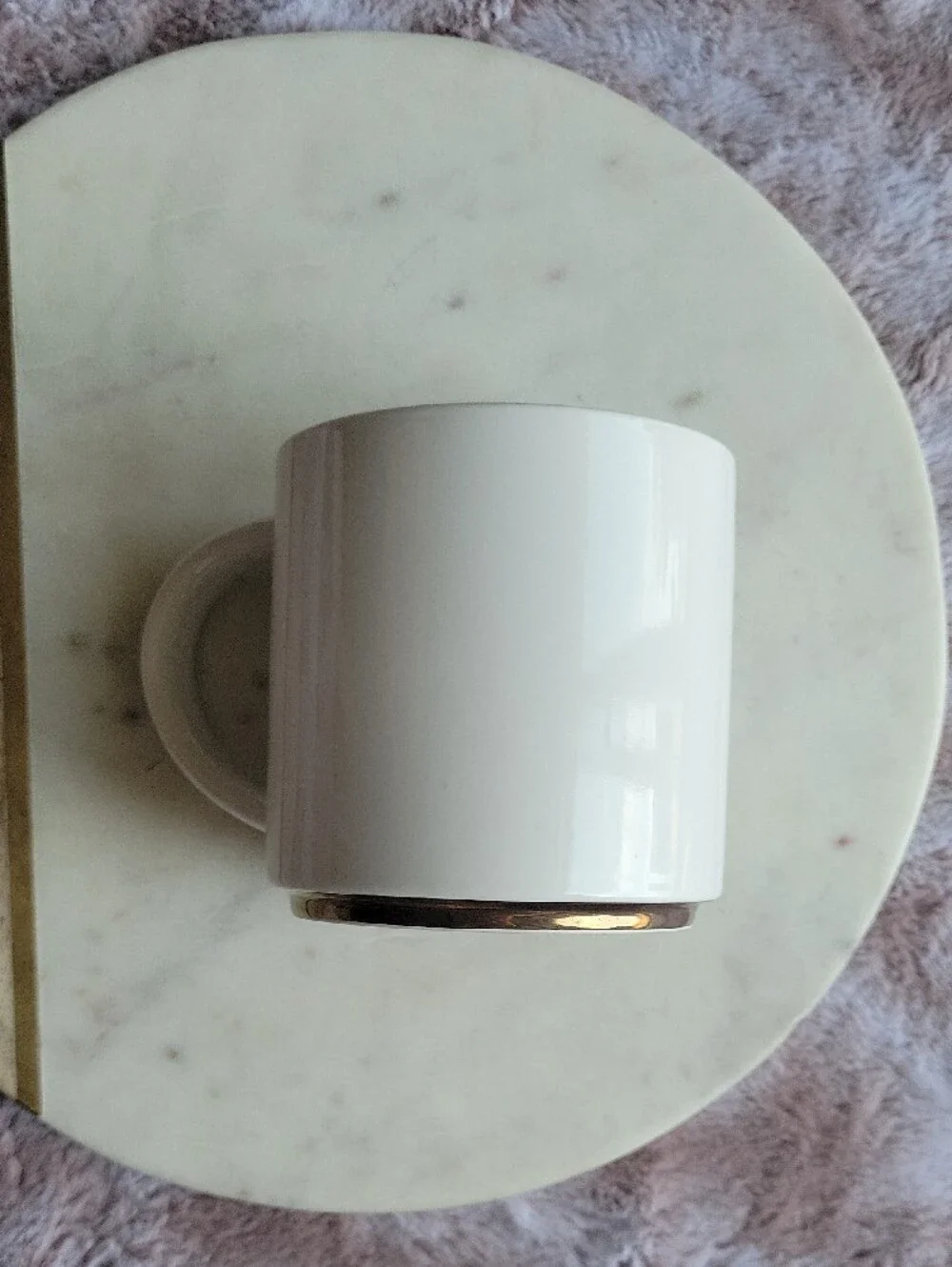 Williams Sonoma White Ceramic Mug with Brassy Gold Initial E and Gold Trim